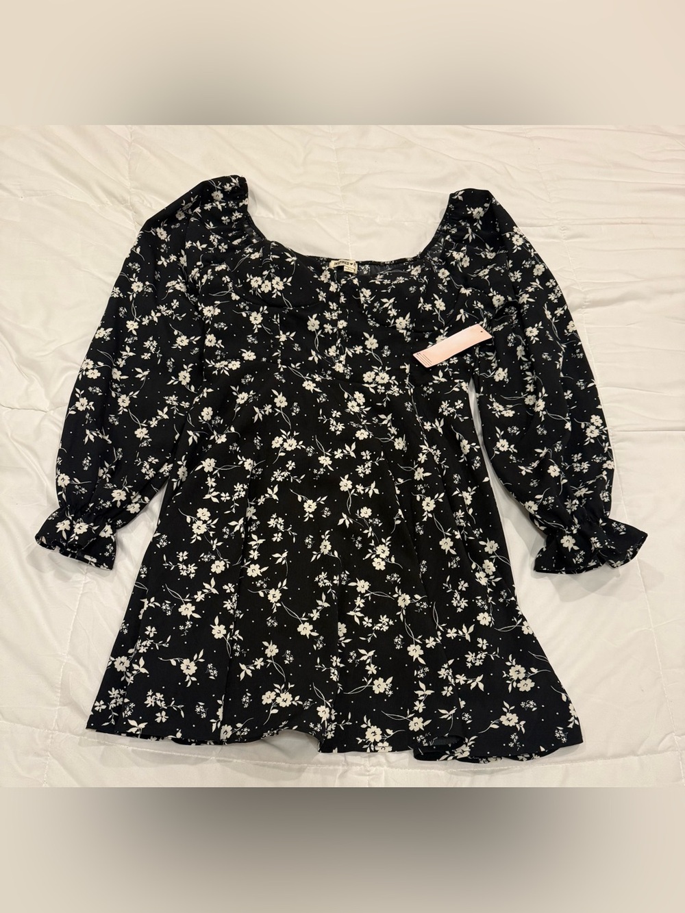 NWT Inspired Hearts Black Ditsy Floral Mini Dress - Size L